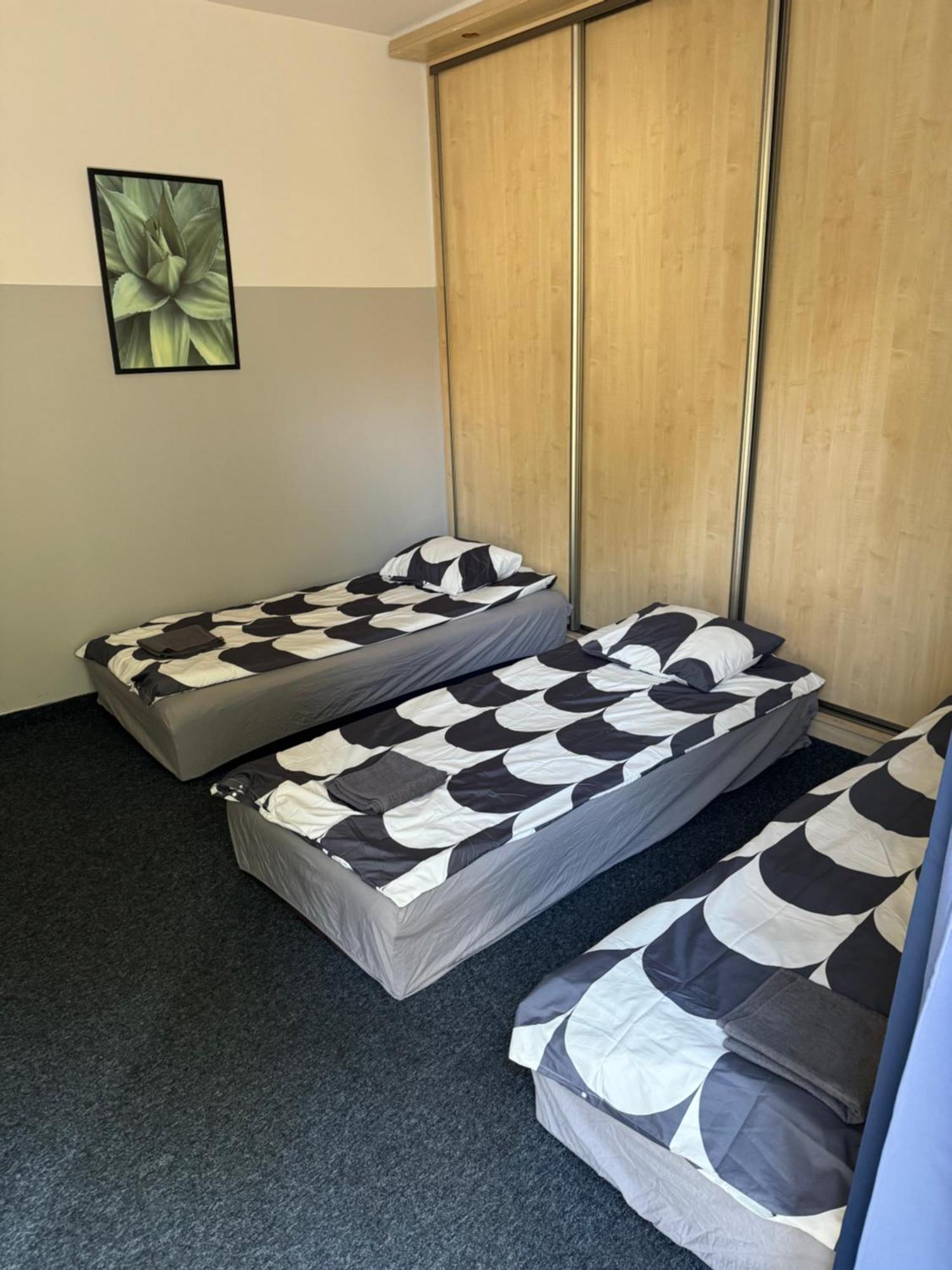 Wilanowska Hostel Варшава Екстериор снимка