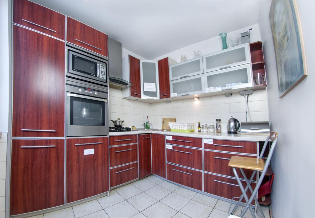 Wilanowska Hostel Варшава Екстериор снимка