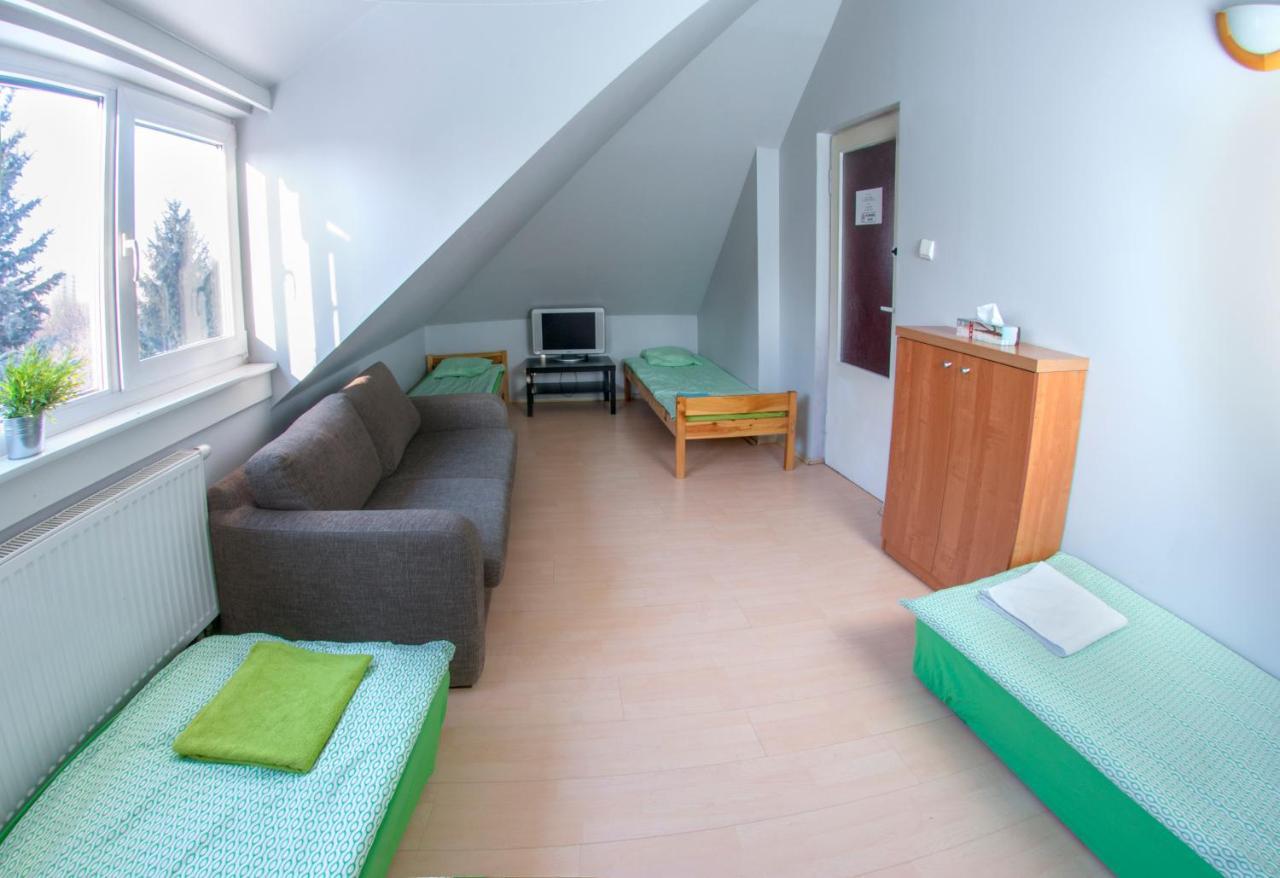 Wilanowska Hostel Варшава Екстериор снимка